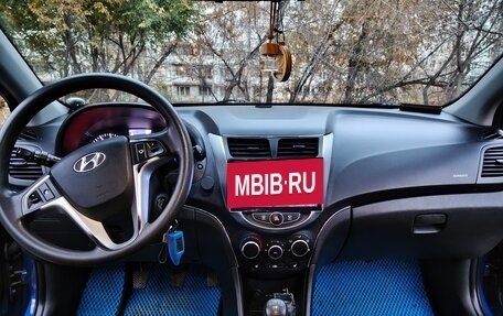 Hyundai Solaris II рестайлинг, 2013 год, 750 000 рублей, 11 фотография