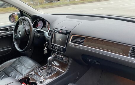 Volkswagen Touareg III, 2014 год, 2 200 000 рублей, 10 фотография