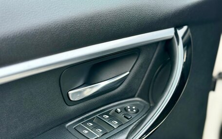 BMW 3 серия, 2015 год, 2 430 000 рублей, 17 фотография