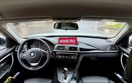 BMW 3 серия, 2015 год, 2 430 000 рублей, 15 фотография