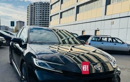 Toyota Camry, 2025 год, 4 450 000 рублей, 3 фотография