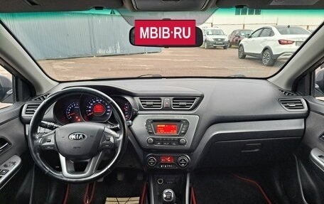 KIA Rio III рестайлинг, 2013 год, 679 000 рублей, 17 фотография