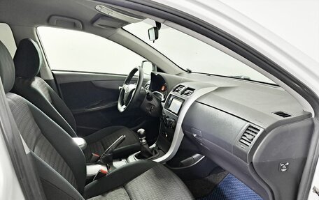 Toyota Corolla, 2011 год, 896 000 рублей, 13 фотография