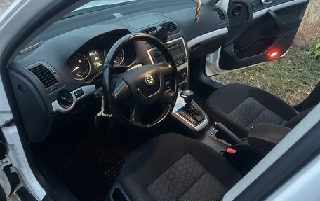 Skoda Octavia, 2011 год, 950 000 рублей, 15 фотография