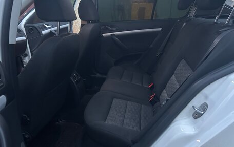 Skoda Octavia, 2011 год, 950 000 рублей, 27 фотография