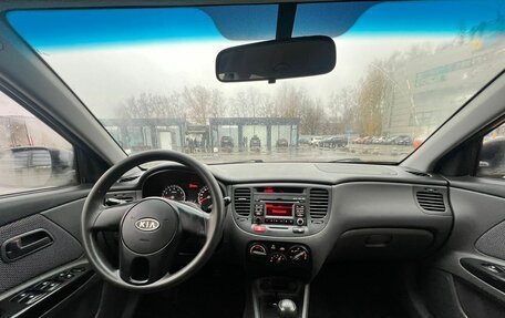 KIA Rio II, 2010 год, 350 000 рублей, 10 фотография