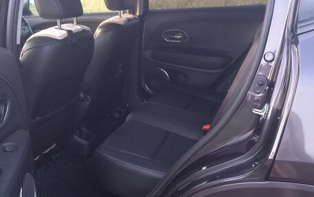 Honda Vezel, 2014 год, 1 620 000 рублей, 12 фотография
