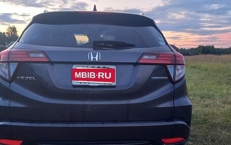 Honda Vezel, 2014 год, 1 620 000 рублей, 5 фотография