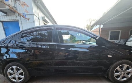 Hyundai Solaris II рестайлинг, 2012 год, 850 000 рублей, 4 фотография