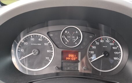 Peugeot Partner II рестайлинг 2, 2014 год, 700 000 рублей, 18 фотография