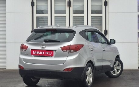 Hyundai ix35 I рестайлинг, 2015 год, 1 390 000 рублей, 2 фотография