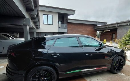 Lamborghini Urus I, 2019 год, 20 000 000 рублей, 10 фотография