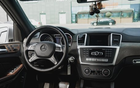 Mercedes-Benz GL-Класс, 2013 год, 2 350 000 рублей, 26 фотография