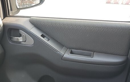 Nissan Navara (Frontier), 2013 год, 1 800 000 рублей, 20 фотография