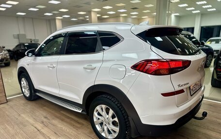 Hyundai Tucson III, 2019 год, 2 400 000 рублей, 7 фотография
