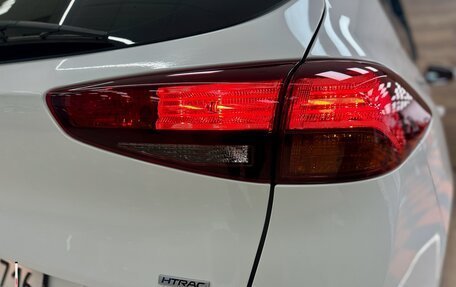 Hyundai Tucson III, 2019 год, 2 400 000 рублей, 17 фотография