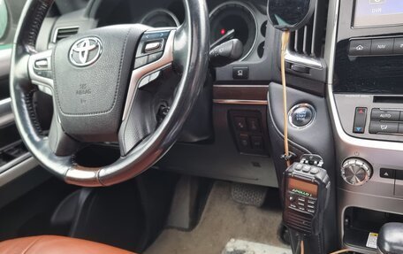 Toyota Land Cruiser 200, 2019 год, 7 300 000 рублей, 15 фотография