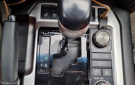 Toyota Land Cruiser 200, 2019 год, 7 300 000 рублей, 16 фотография