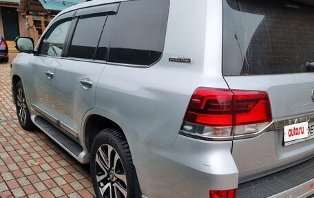 Toyota Land Cruiser 200, 2019 год, 7 300 000 рублей, 8 фотография