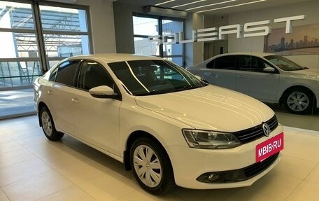 Volkswagen Jetta VI, 2013 год, 1 200 000 рублей, 3 фотография