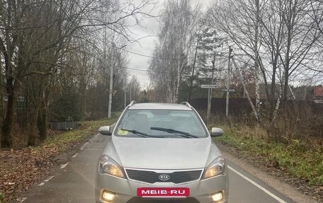 KIA cee'd I рестайлинг, 2010 год, 1 200 000 рублей, 12 фотография