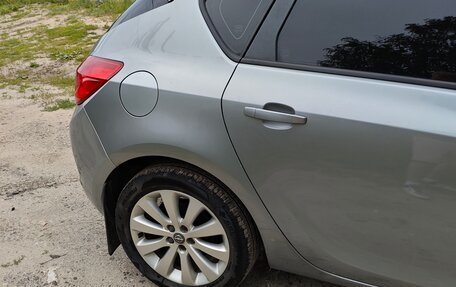 Opel Astra J, 2011 год, 560 000 рублей, 10 фотография