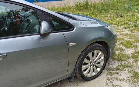 Opel Astra J, 2011 год, 560 000 рублей, 11 фотография