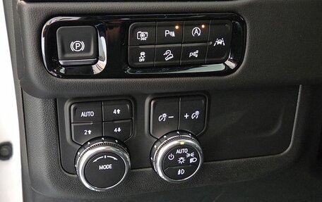 GMC Yukon IV, 2025 год, 14 590 000 рублей, 17 фотография