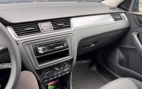 Skoda Rapid I, 2017 год, 1 450 000 рублей, 15 фотография