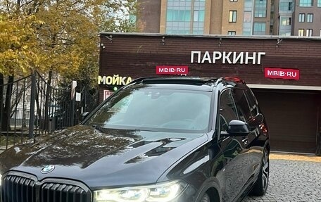BMW X7, 2021 год, 10 500 000 рублей, 3 фотография