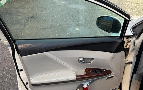 Toyota Venza I, 2011 год, 1 380 000 рублей, 10 фотография