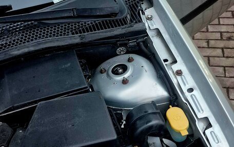 Ford Focus IV, 2003 год, 325 000 рублей, 17 фотография