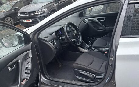 Hyundai Elantra V, 2015 год, 720 000 рублей, 4 фотография