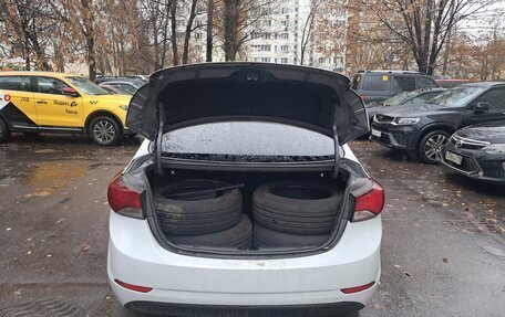 Hyundai Elantra V, 2015 год, 720 000 рублей, 12 фотография