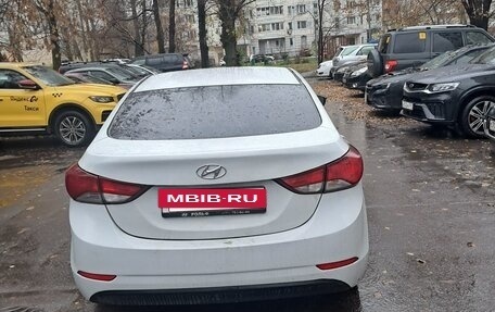 Hyundai Elantra V, 2015 год, 720 000 рублей, 8 фотография