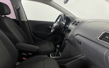 Volkswagen Polo VI (EU Market), 2015 год, 895 000 рублей, 13 фотография