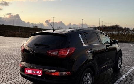 KIA Sportage III, 2011 год, 1 300 000 рублей, 2 фотография