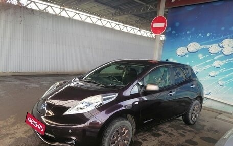 Nissan Leaf I, 2014 год, 915 000 рублей, 2 фотография