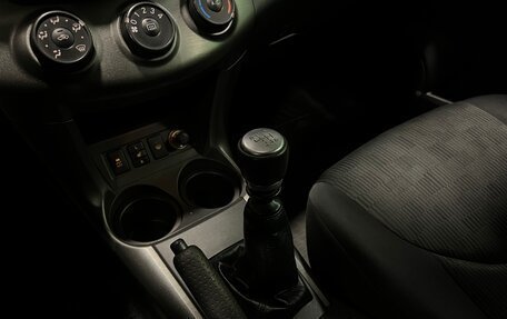 Toyota RAV4, 2011 год, 1 600 000 рублей, 14 фотография