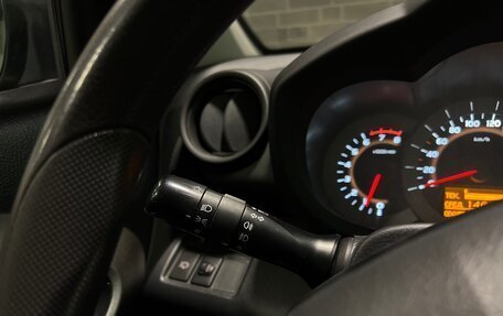 Toyota RAV4, 2011 год, 1 600 000 рублей, 21 фотография