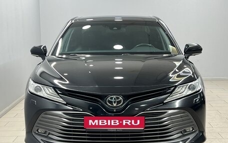 Toyota Camry, 2018 год, 2 850 000 рублей, 3 фотография