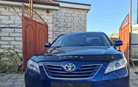 Toyota Camry, 2007 год, 950 000 рублей, 2 фотография