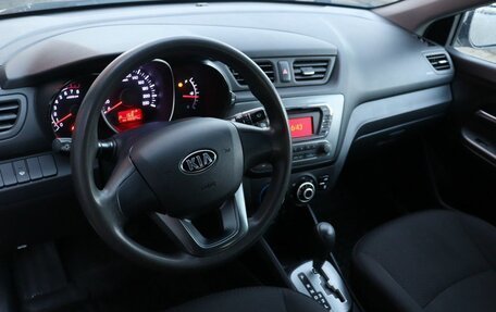 KIA Rio III рестайлинг, 2013 год, 999 000 рублей, 5 фотография