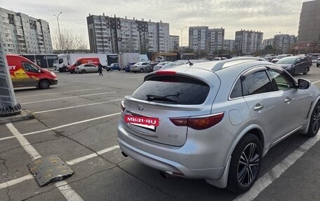 Infiniti FX II, 2012 год, 2 300 000 рублей, 4 фотография