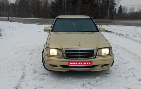 Mercedes-Benz C-Класс, 1999 год, 325 000 рублей, 1 фотография