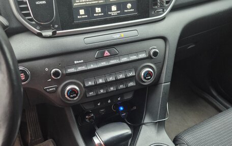 KIA Sportage IV рестайлинг, 2019 год, 2 300 000 рублей, 9 фотография