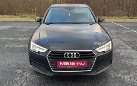 Audi A4, 2019 год, 2 650 000 рублей, 1 фотография