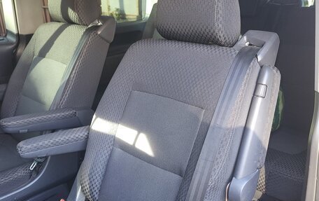 Volkswagen Multivan T5, 2007 год, 2 000 000 рублей, 3 фотография