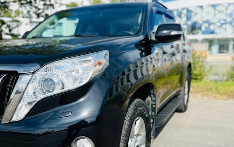 Toyota Land Cruiser Prado 150 рестайлинг 2, 2015 год, 3 350 000 рублей, 9 фотография