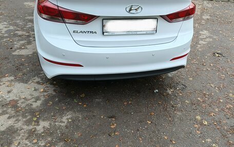 Hyundai Elantra VI рестайлинг, 2017 год, 1 200 000 рублей, 3 фотография